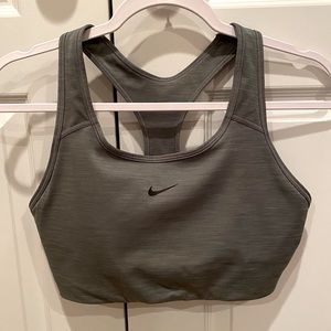 NIKE DRI-FIT Sports Bra